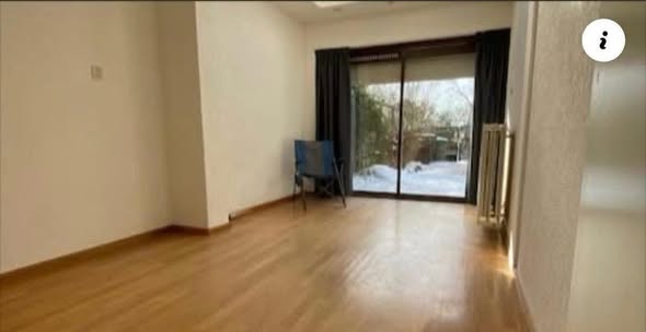 Image accompanying room listing