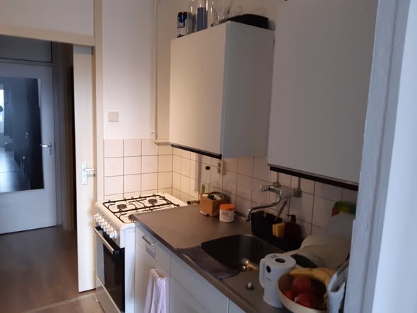 Image accompanying room listing